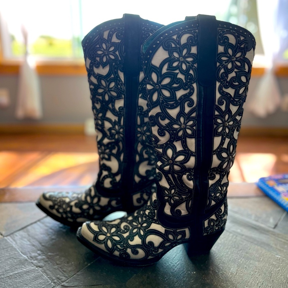 Black & white tooled boots